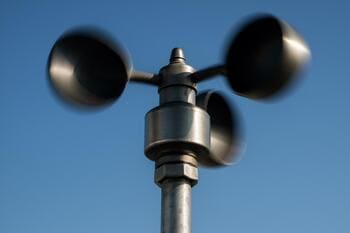 Kupa tipi anemometre; hız ölçümü